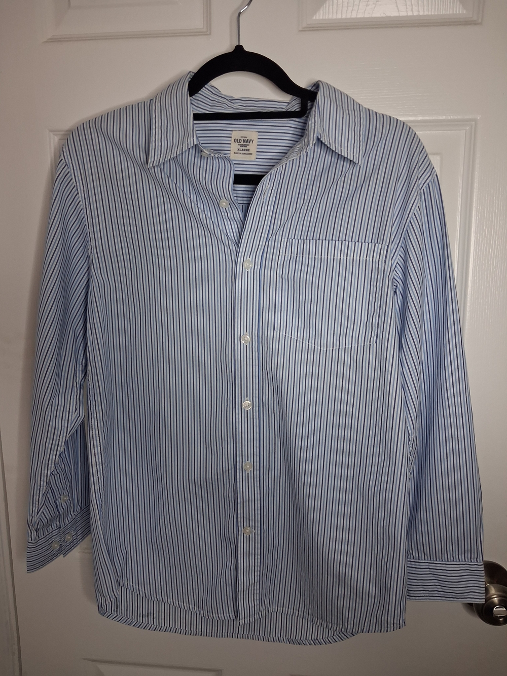 Old Navy Blue & White Vertical Stripe Button-Down Shirt